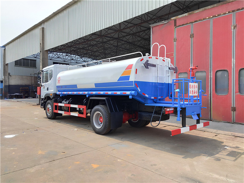 ����15���|�L(f��ng)D9��ˮ܇